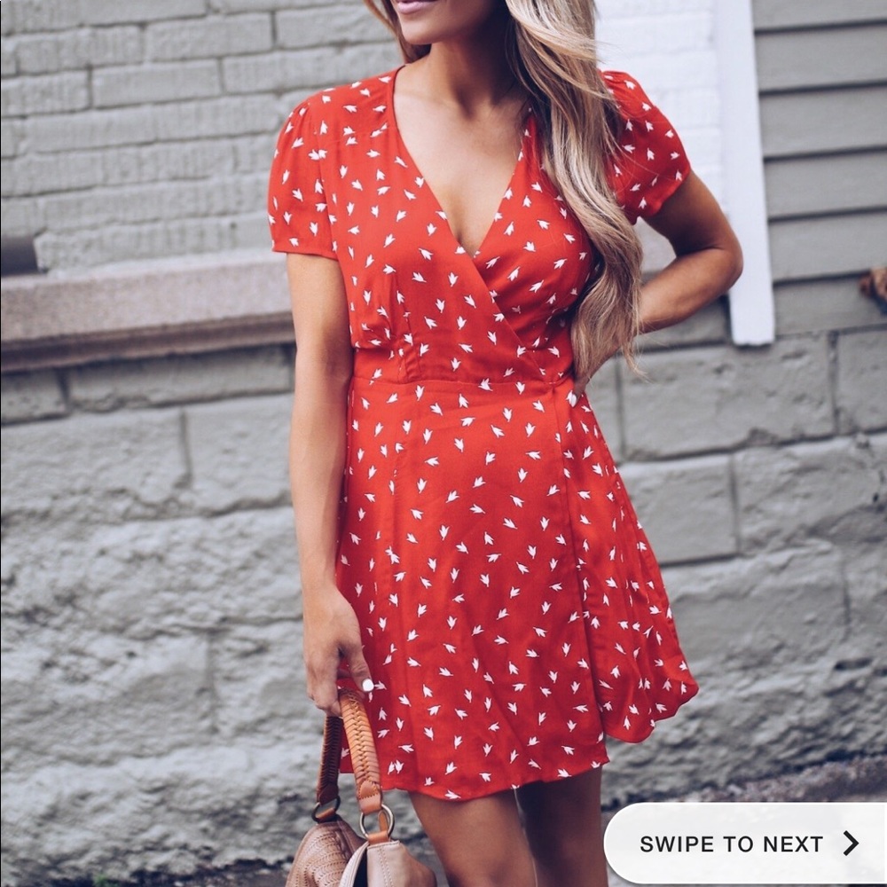 Dress - Picture 2 of 2